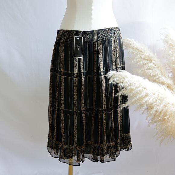 Alfani silk A-line Gold patterned skirt size 10 P NWT - Picture 4 of 4